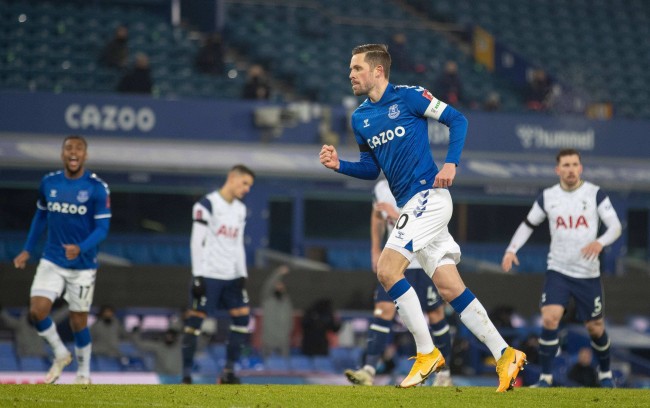 许多球星在 许多球星在